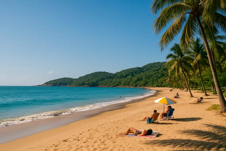 Descubra a Frente para o mar, orla da Praia do Morro, Guarapari &ndash; ES